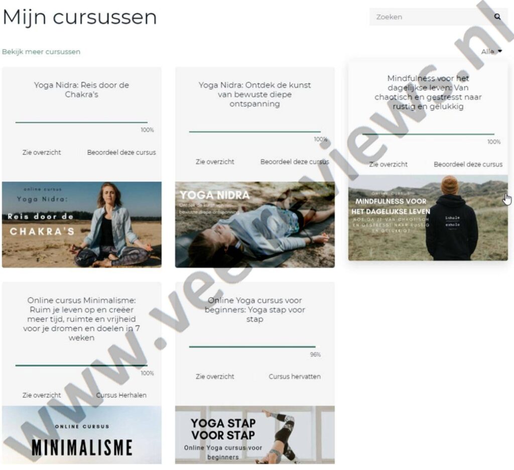 Op deze foto zie je Onbeperkt online Yoga-en meditatielessen (Practice Happy With Yoga) van Happy With Yoga