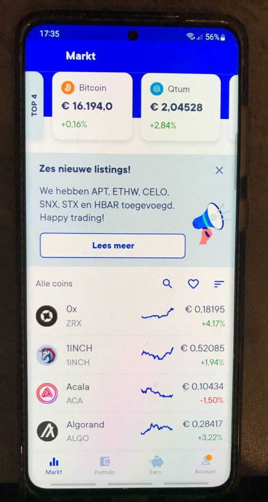 Op deze foto zie je de mobiele app litebit
