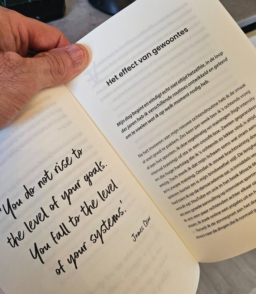 Op deze foto zie je een pagina uit het boek Jouw Beste versie van Denise Anna